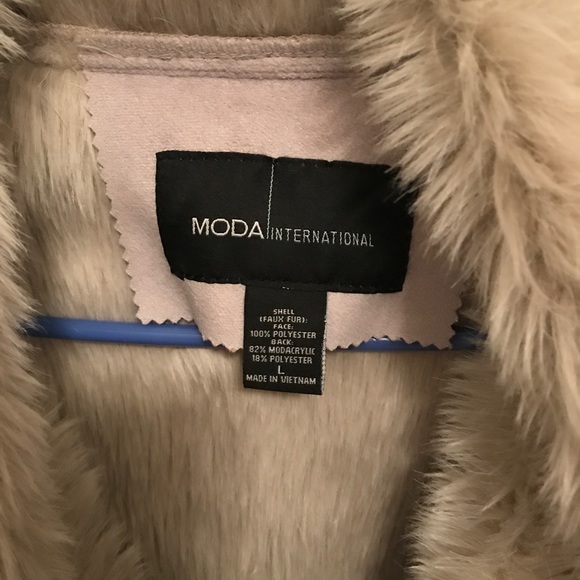 🌈HOST PICK🎉Gorgeous faux fur coat - Picture 5 of 6